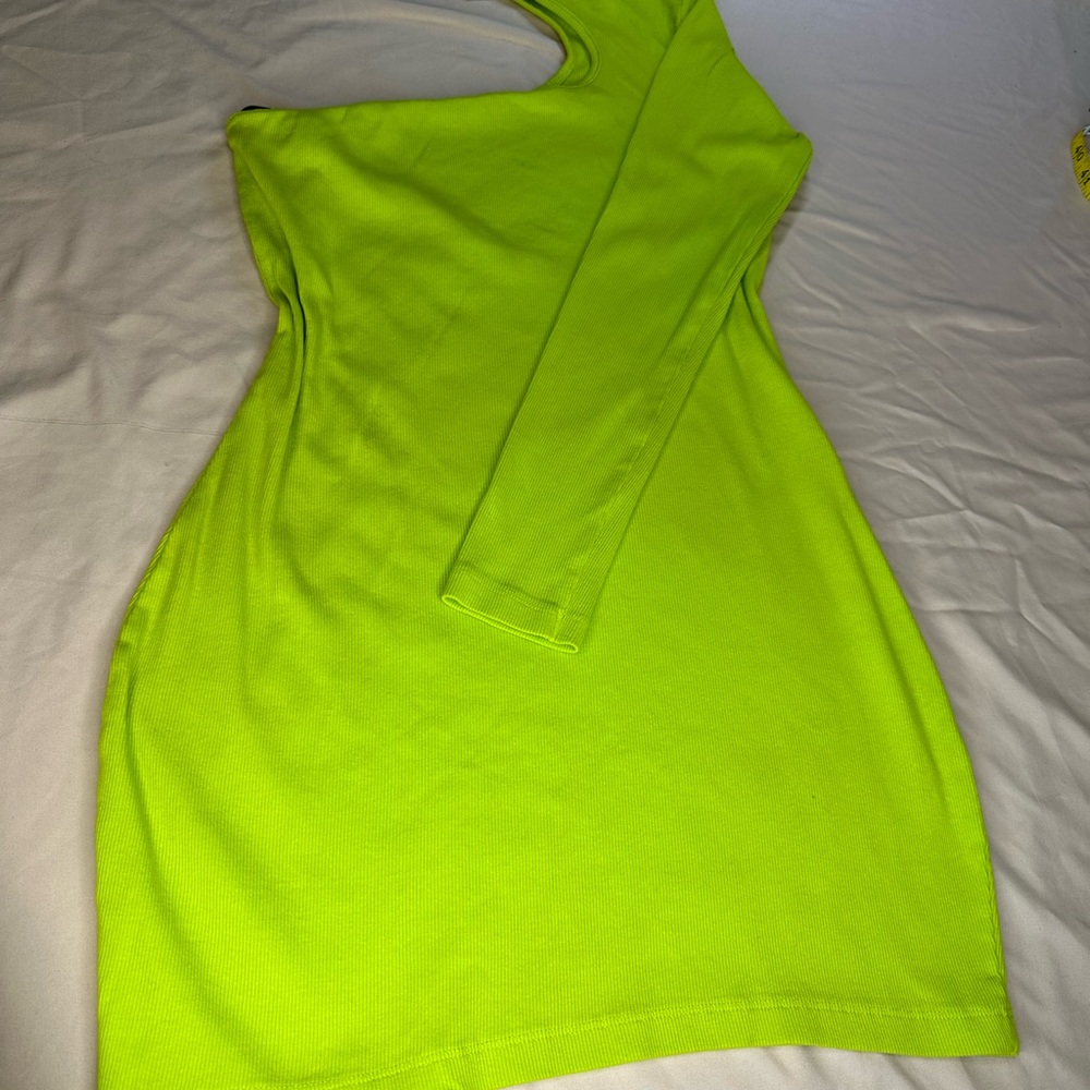 Divided Neon Green One-Shoulder Dress